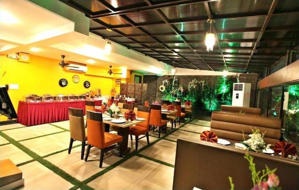 Kaisons Inn Nowe Delhi Zewnętrze zdjęcie