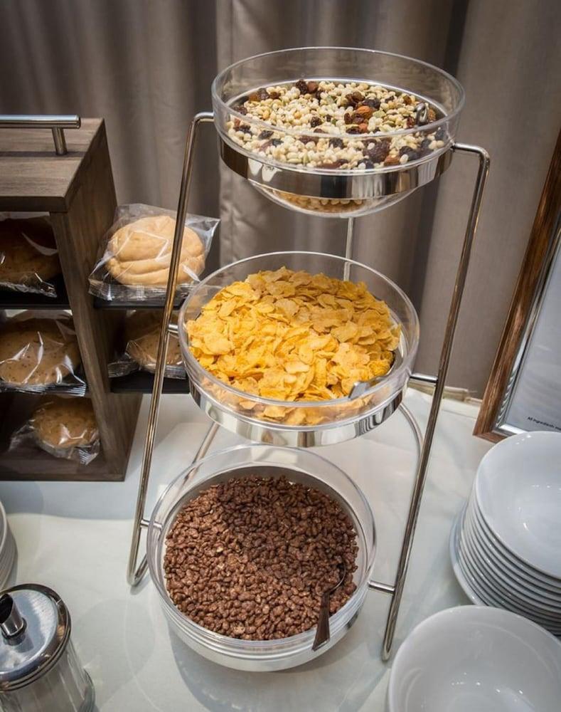 Kaisons Inn Nowe Delhi Zewnętrze zdjęcie
