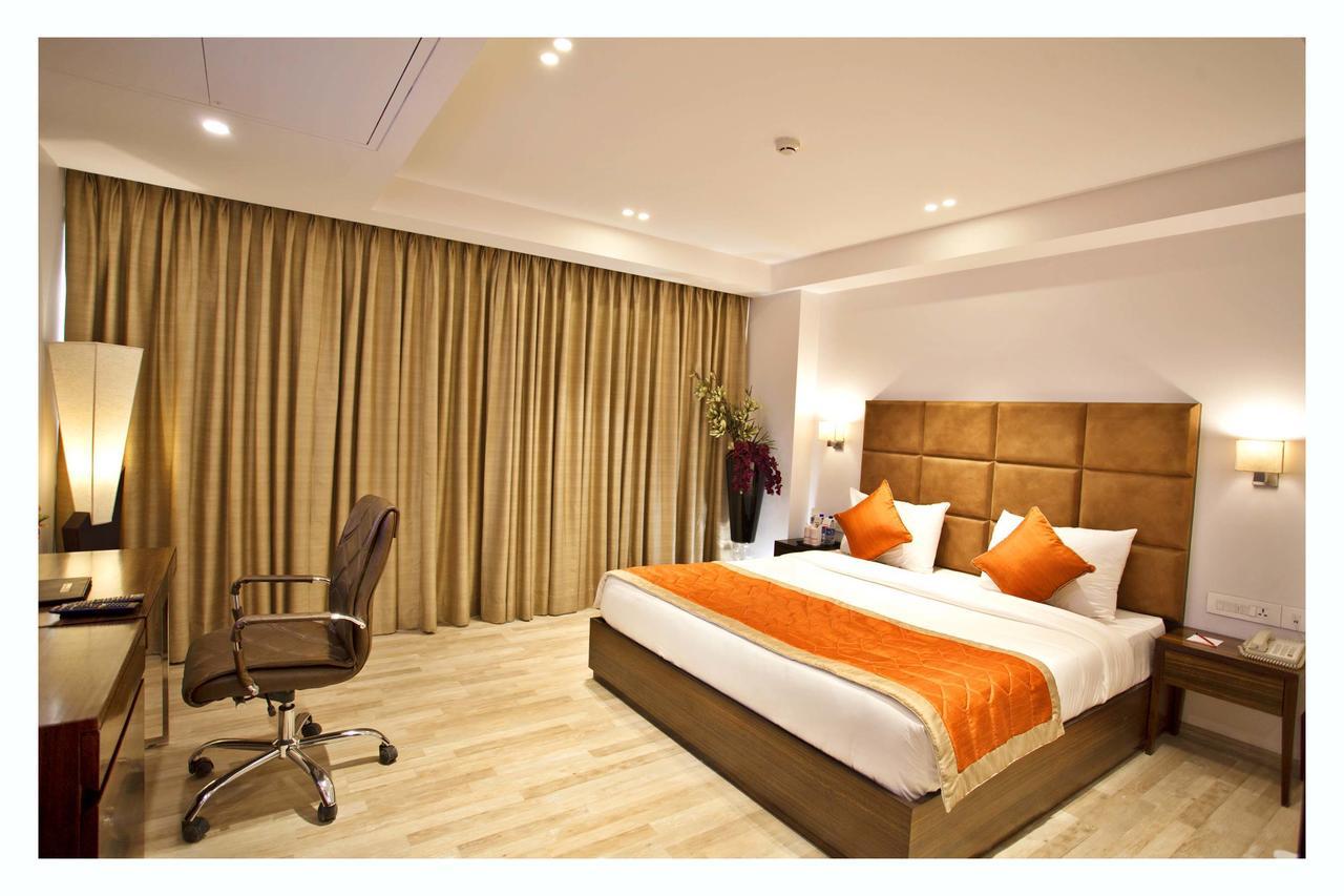 Kaisons Inn Nowe Delhi Zewnętrze zdjęcie