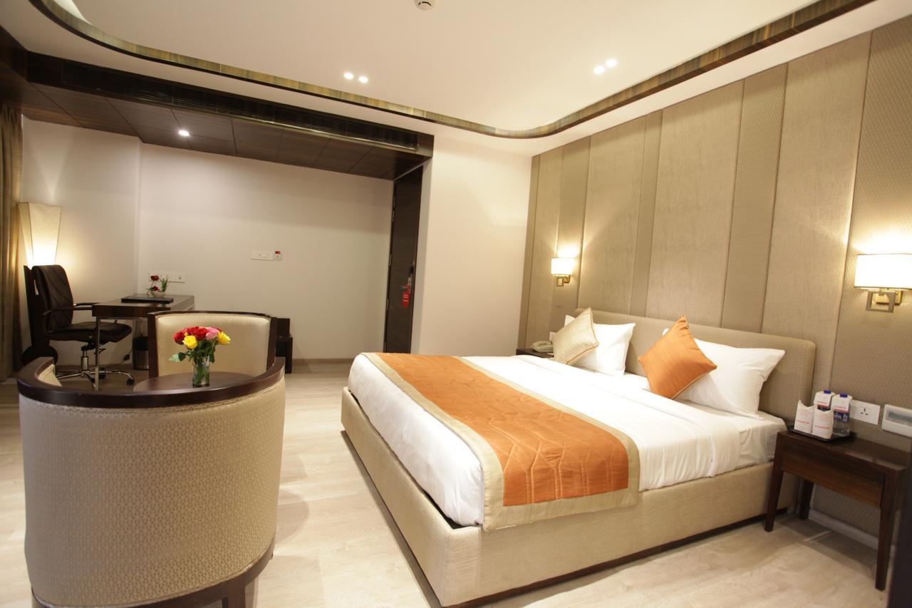Kaisons Inn Nowe Delhi Zewnętrze zdjęcie