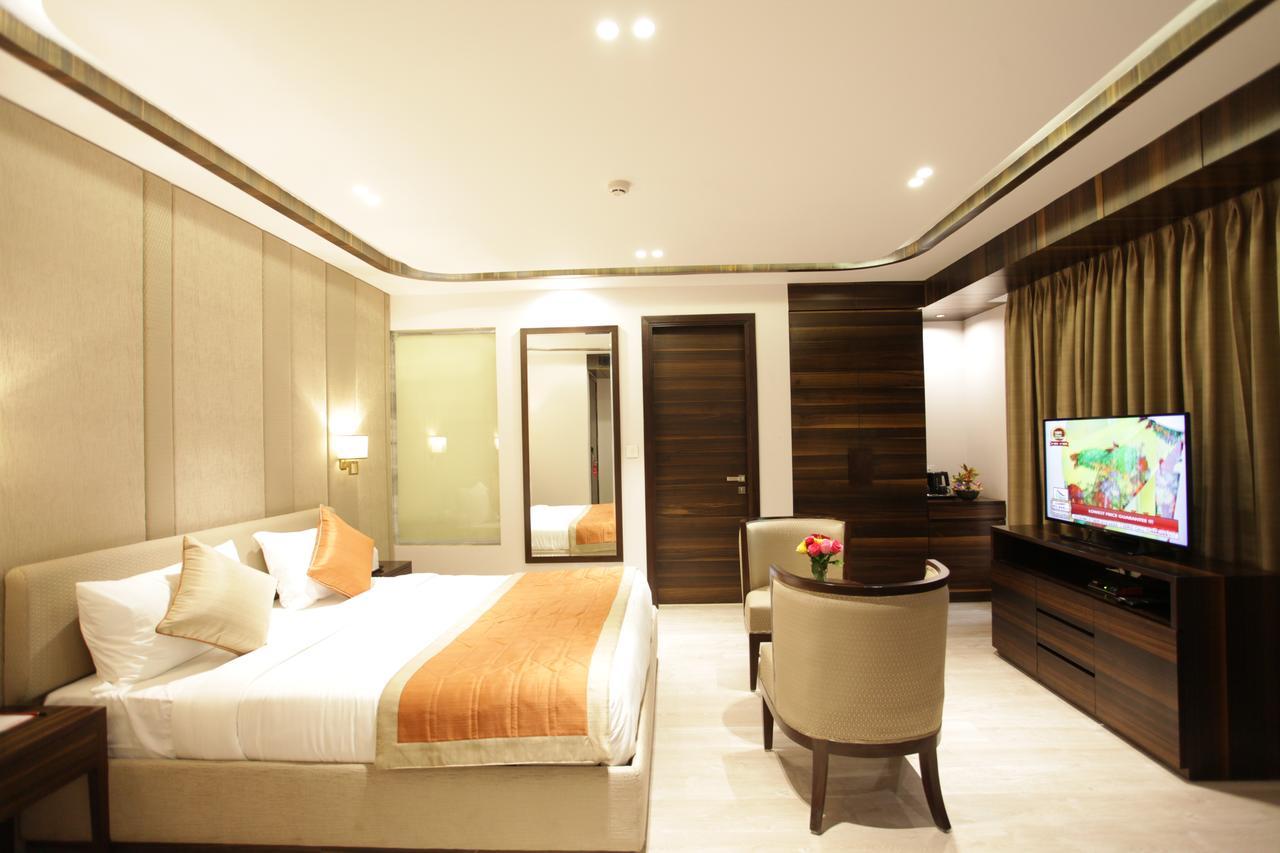 Kaisons Inn Nowe Delhi Zewnętrze zdjęcie