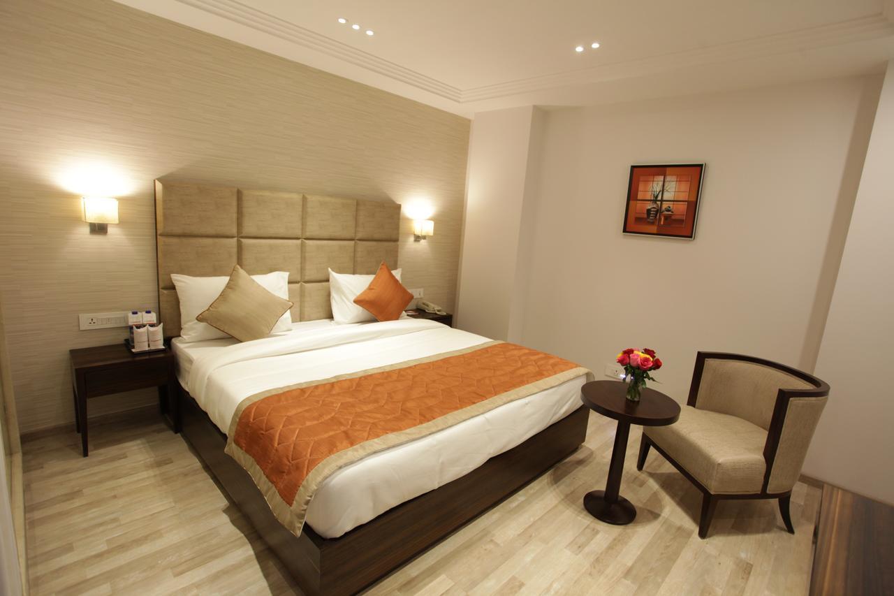 Kaisons Inn Nowe Delhi Zewnętrze zdjęcie